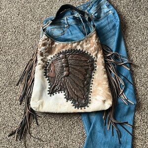 Raviani Chief Handbag. Beautiful!